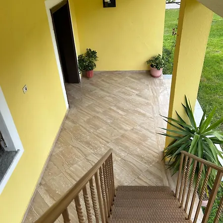Casa Vicino Al Mare Vakantiehuis Lezhë